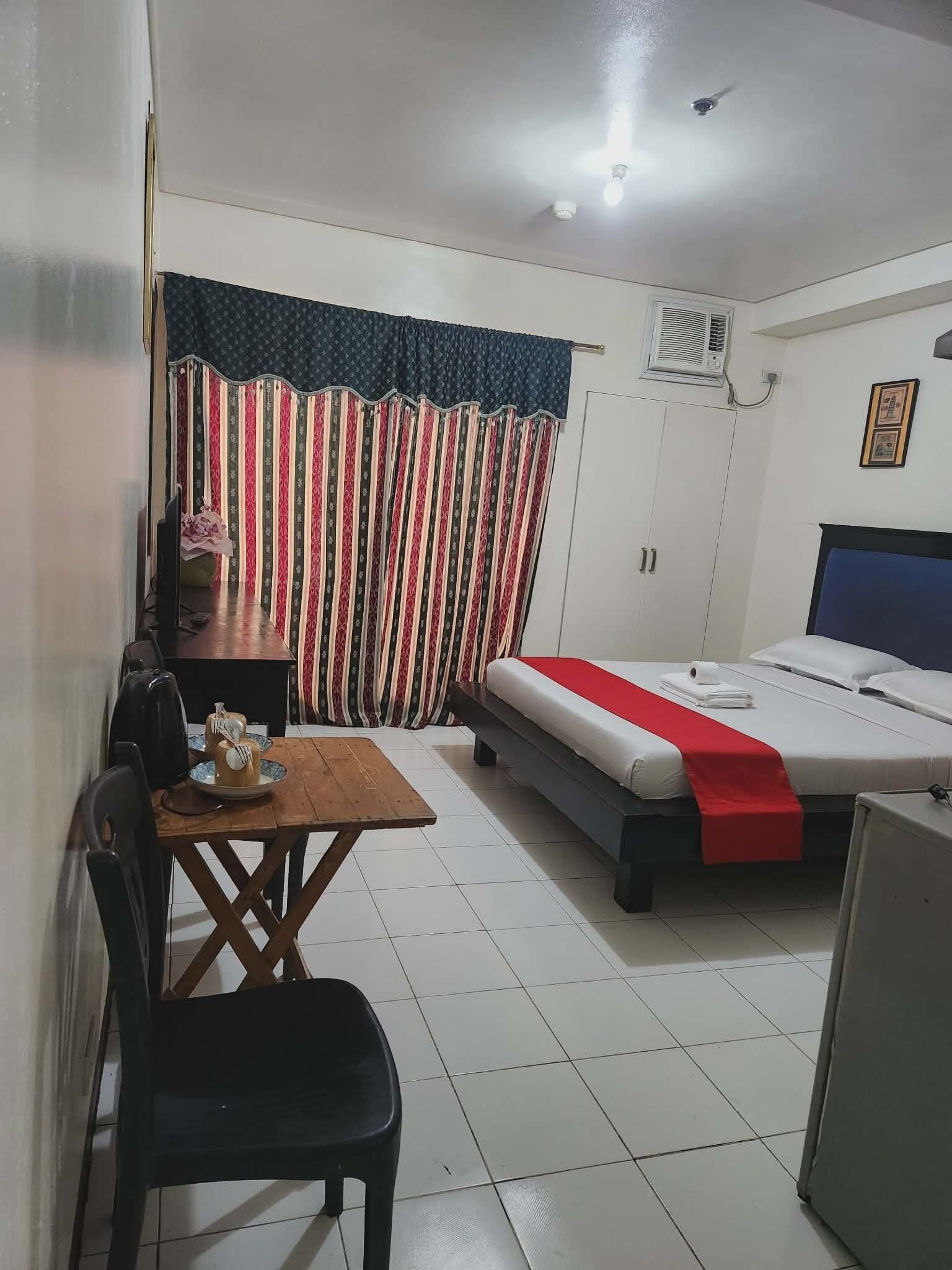 Standard Tek Büyük Yataklı Oda