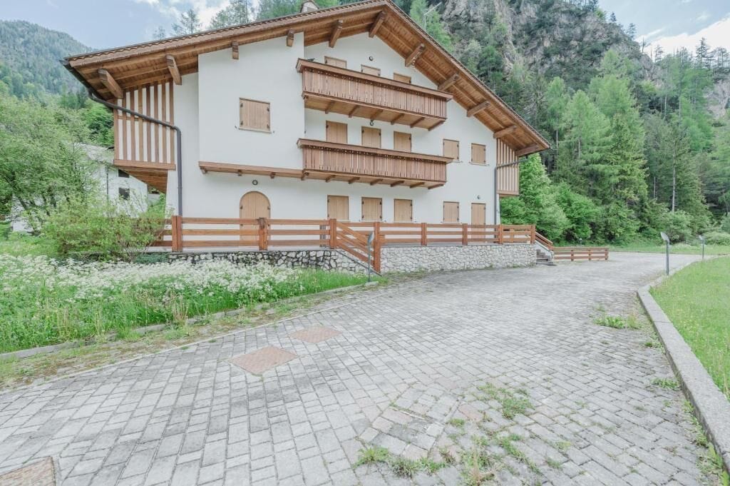 Appartement Deluxe, vue cour intérieure | Extérieur