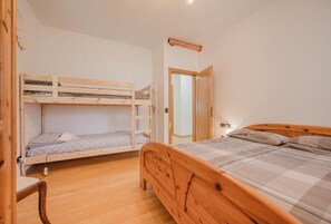 Apartamento luxo, vista para o pátio