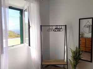 Interior - Cozy Island Suite In an Azorean Village! Large Family Suite with tons of charm. (Remédios)