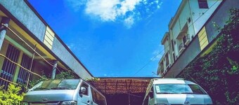  Bahir Dar Backpackers in Bahir Dar offers a hostel with garden views, outdoor