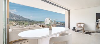 RLQ - Modern 2 Bed Apt With Rooftop Plunge Pool