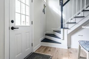 Interior - X Marks the spot (Dennis)