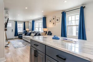 Interior - X Marks the spot (Dennis)