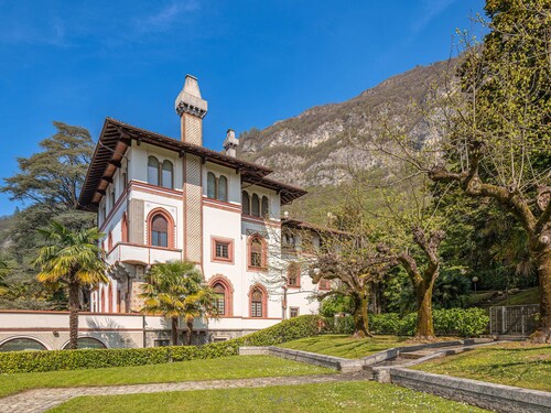 Apartment in villa eclettica sul Lago di Como