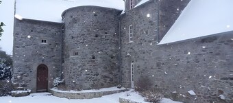 Bed & Breakfast 'Chambres D'hôtes Dans Un Manoir Du' met gedeeld terras, tuin en wifi