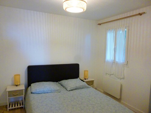 House With Breathtaking View of the Lake