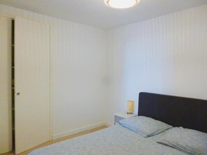 4 habitaciones y ropa de cama 