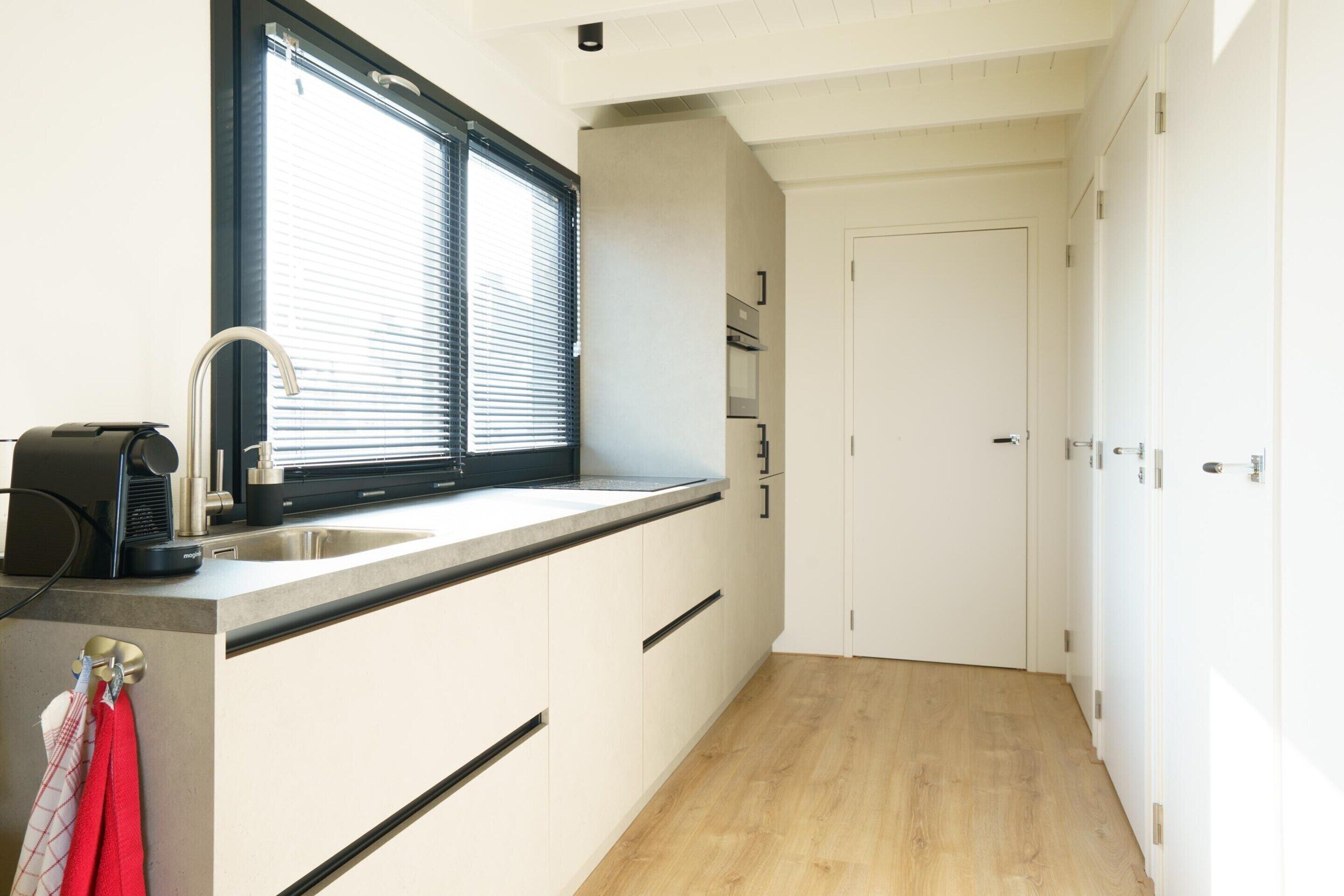 Mobile Home | Private kitchen