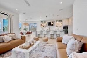 Smart TV, ping pong - Golden Glow - Stunning Views! (Bradenton Beach)