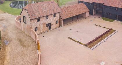 Rushbourne Granary, Canterbury