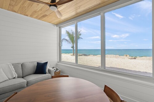 Fully Remodeled First-Floor Condo | Steps to Beach | Siesta Key
