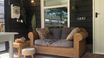 ุบุฑูุฉ ุงูู
ุนูุดุฉ