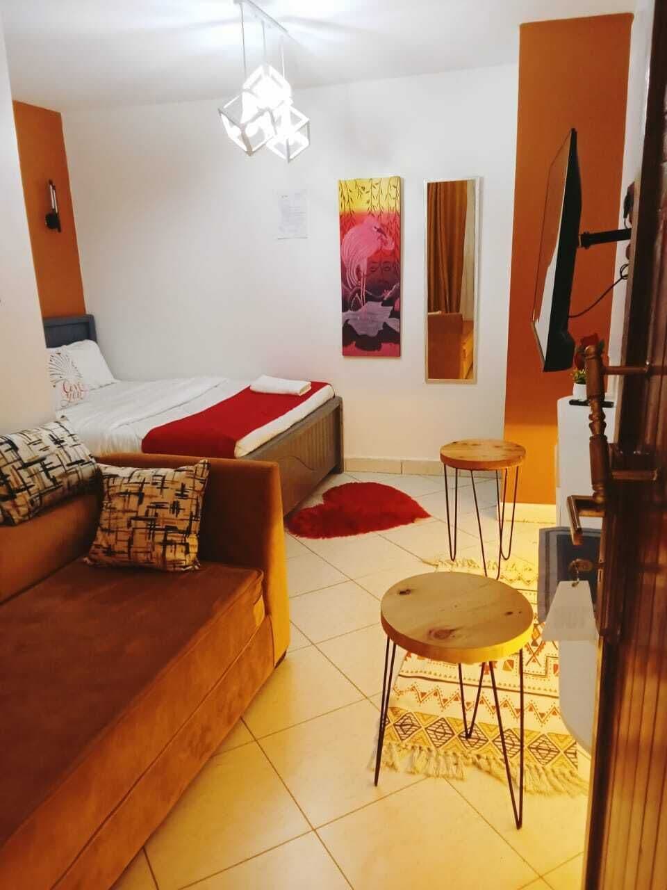 Executive Room | Egyptian cotton sheets, premium bedding, desk, laptop workspace