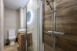 Hair dryer - Madrid Stay | Room with Patio near Atocha (Madrid)