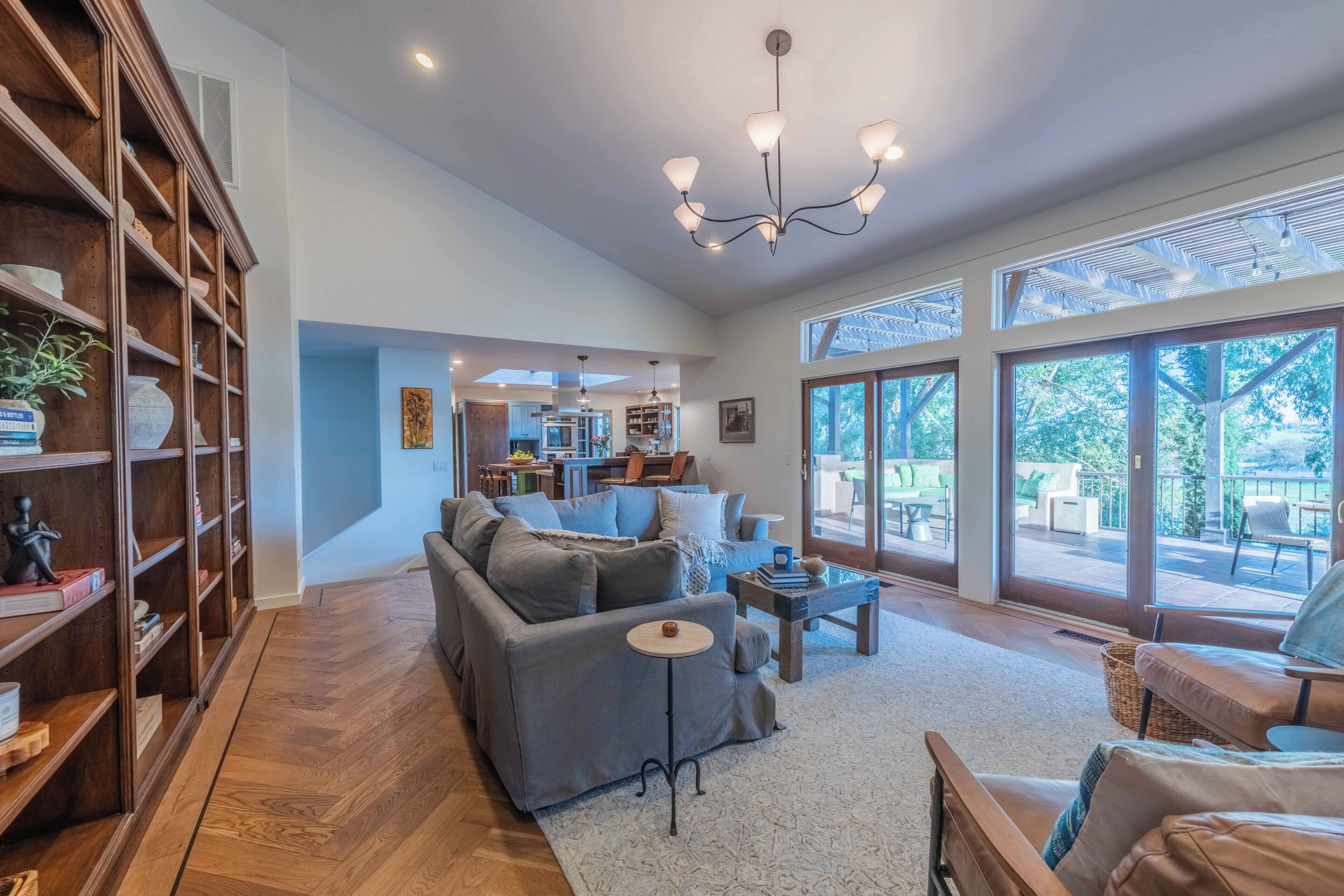 Sleeps 22! Two Homes. One Luxury Wine Country Estate! - Paso Robles, CA