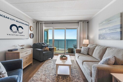 Marigot Beach 711, Ocean Front 2 bedroom