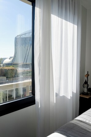 Studio, 1 queensize bed, kitchenette | Verduisterende gordijnen, geluiddichte muren, gratis wifi