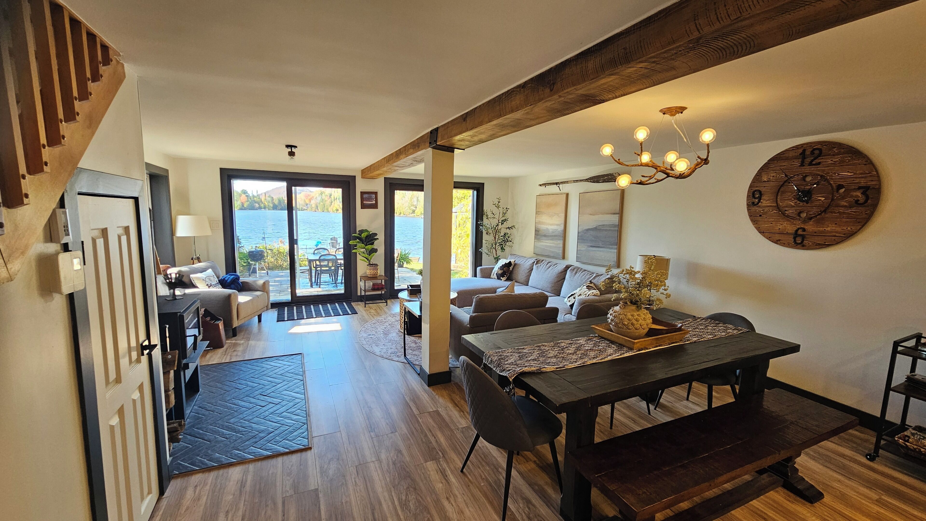 Smart TV, fireplace, video games, DVD player