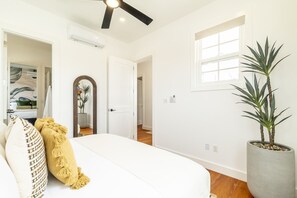 3 quartos, escrivaninha, ferros/tábuas de passar roupa, Wi-Fi