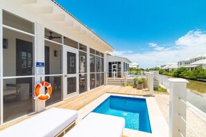 Pool - Abebi Oasis & Mistico Beach Club + Boat Shuttle (San Pedro)