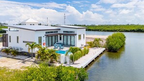 Exterior - Sea Zen & Mistico Beach Club + Boat Shuttle (San Pedro)