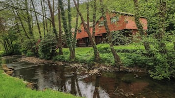 Cottage | Exterior