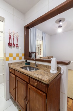 Room - 15min From Flamengo Beach Oc107b (Rio de Janeiro)