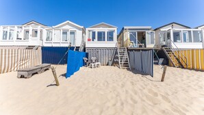 House | Exterior - Cozy Beachfront Retreat With Scenic Terrace (Koudekerke)