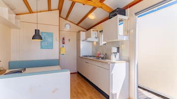 House | Private kitchen | Oven, highchair