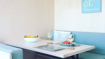 House | Tempat makan