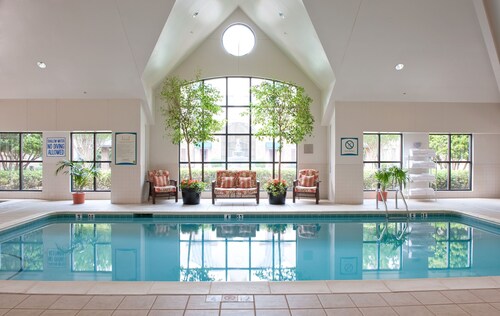 Hearing Accessible Studio | Free Breakfast & Pool