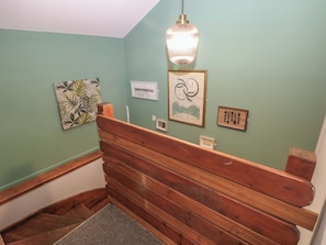 Cottage | Interior - Cabin No. 3 - Salt and Fern Cabins (Port Talbot)