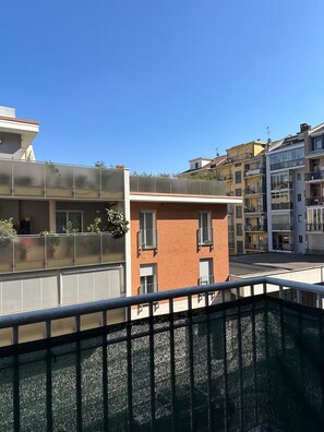 Property grounds - THE KING'S NEST, STRATEGIC AND COZY TWO-ROOM APARTMENT NEAR THE METRO (Torino)