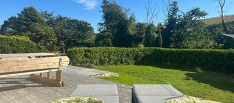 Fabulous three bed apartment with large exclusive contained garden and patio