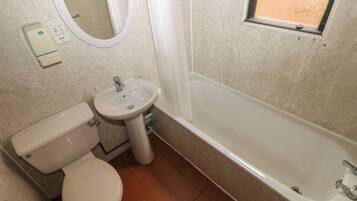 Cottage | Bathroom | Shower