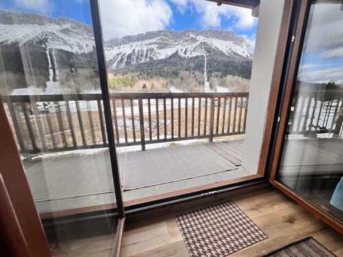 Appartement « Plainpalais » avec vue sur la montagne, balcon et Wi-Fi