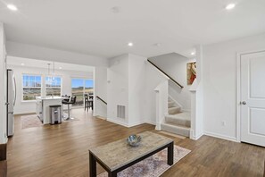 Interior - NEW! New 4BR Townhome Near Harpers Ferry (Charles Town)