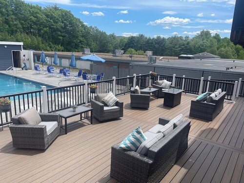 Condominium Suites at Lake Winnipesaukee