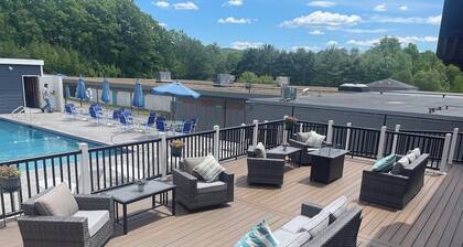 Condominium Suites at Lake Winnipesaukee