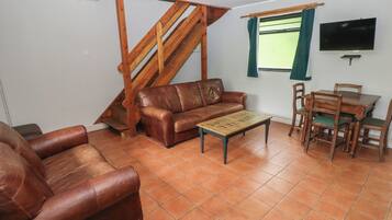 Cottage | Living area
