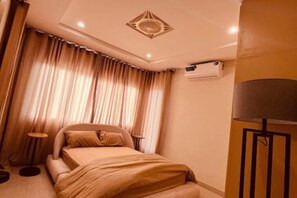 Room - Karvaan Lodges (Rawalpindi)