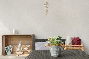 Interior - Holiday Home Kleine Remise – Modern Tiny House with Terrace and Garden (Langelsheim)