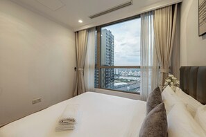 Internet, bed sheets - 2 Bedroom Apartment for Rent at Vinhomes Central Park (Thành phố Hồ Chí Minh)