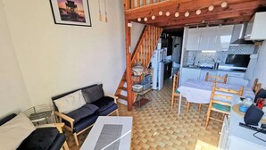 Uklassifisert bilde, 4 av 24, knapp