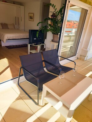 Iron/ironing board, free WiFi, bed sheets - Plein Sud BIARRITZ: all on foot, renovated apartment, terrace, basement parking (Biarritz)