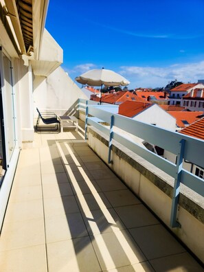 Property grounds - Plein Sud BIARRITZ: all on foot, renovated apartment, terrace, basement parking (Biarritz)