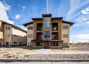 Exterior - Cozy Colorado Escape w/ Mountain Views (Colorado Springs)