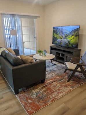 Living area - Cozy Colorado Escape w/ Mountain Views (Colorado Springs)