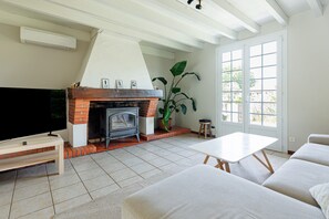 TV - "Casa Boucau" – 6 to 8 guests – Conciergerieland (Vieux-Boucau-les-Bains)